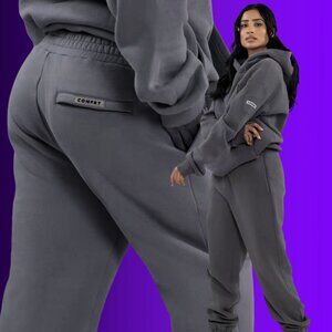 COMFRT - NIB - Travel Essentials Sweatpants - UNISEX - XL - STEEL GREY